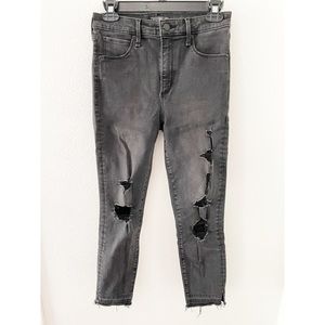 Abercrombie & Fitch Simone High Rise Ankle Jeans Distressed Black Denim Short 2